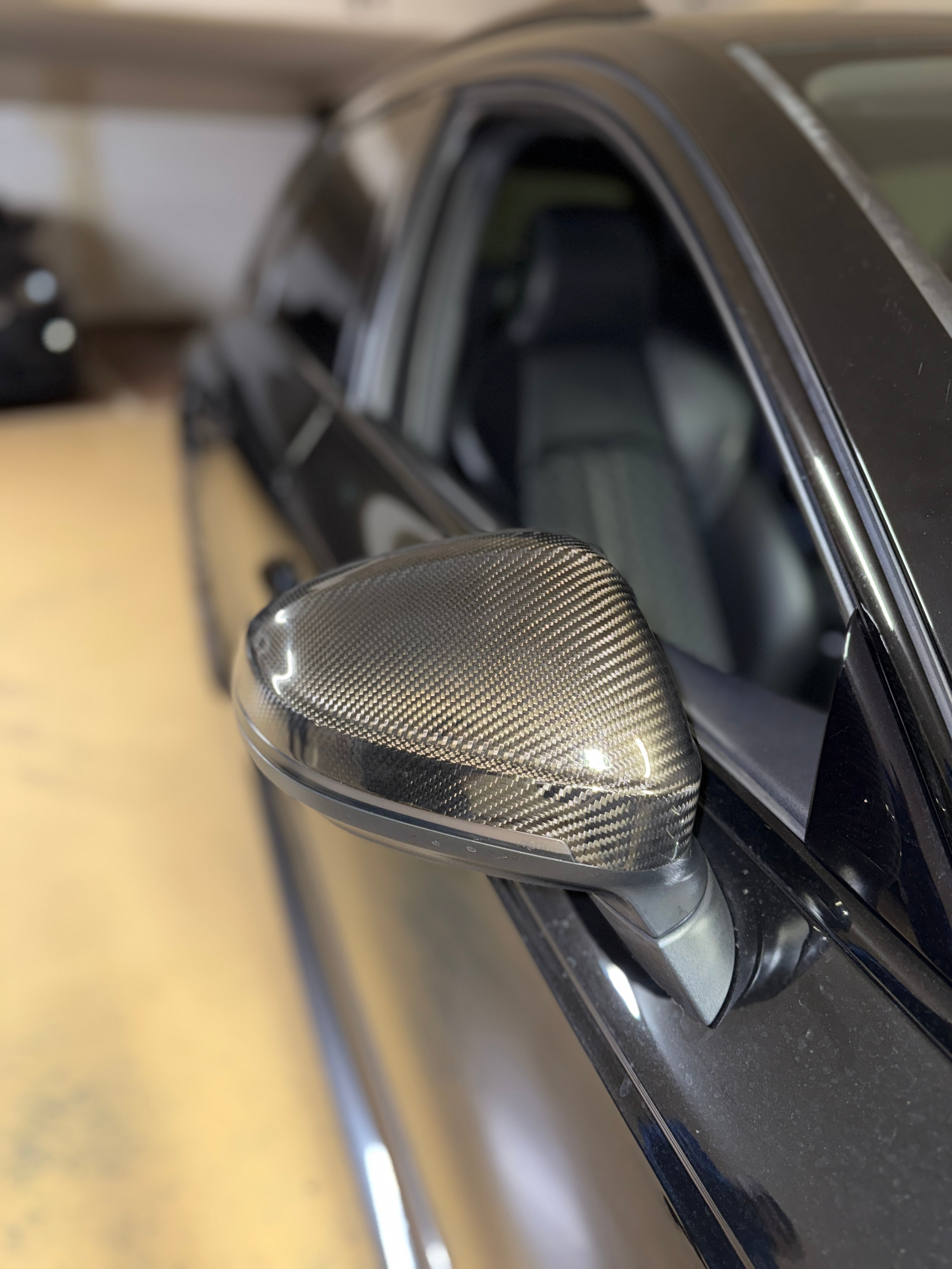 Coques de rétroviseurs carbone RS4 / RS5 B9